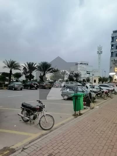 فیصل ٹاؤن - ایف ۔ 18 اسلام آباد میں 7 مرلہ رہائشی پلاٹ 1.35 کروڑ میں برائے فروخت۔