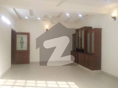 10 Marla Full House Available for Rent with 3 Bedrooms in G-13, Islamabad