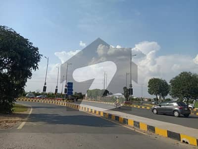 DHA phase 7 W block 1 Kanal plot available idaie location cheap price