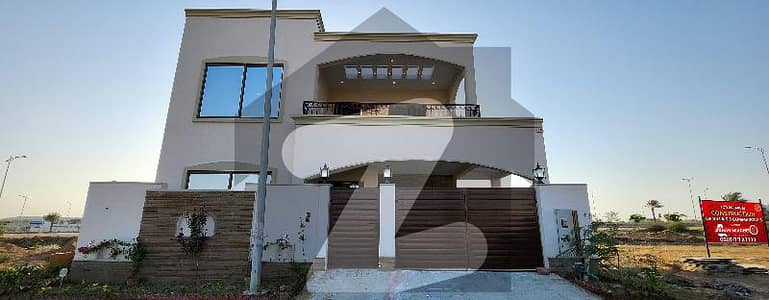 بحریہ ٹاؤن - پریسنٹ 6 بحریہ ٹاؤن کراچی,کراچی میں 5 کمروں کا 11 مرلہ مکان 3.15 کروڑ میں برائے فروخت۔