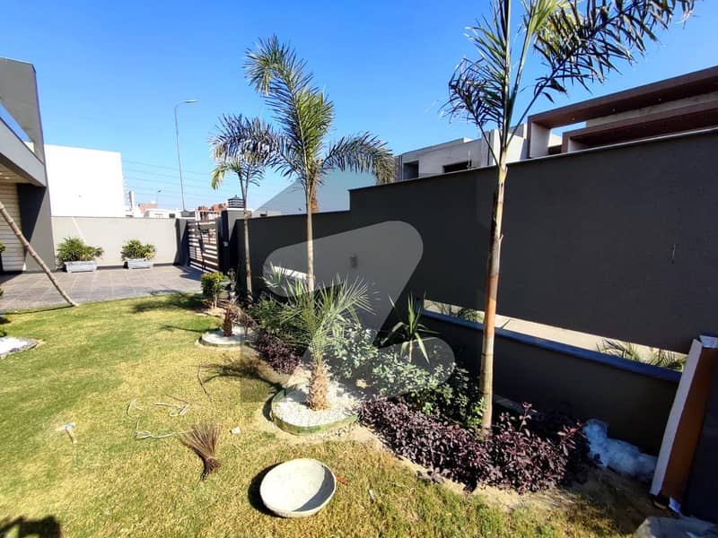 1 kanal Brand New luxury house for sale in Abdullah garden
