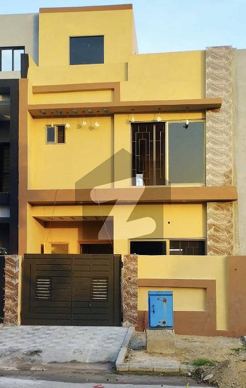 3 Marla Double Storey Brand New House On Good Location 40 Ft Road Near To Park For Sale In New Lahore City Phase 1 Sui Gas Approved Near To 2 Km Ring Road