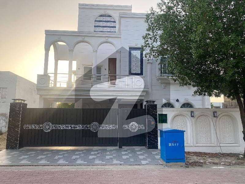بحریہ آرچرڈ فیز 1 بحریہ آرچرڈ,لاہور میں 5 کمروں کا 10 مرلہ مکان 2.97 کروڑ میں برائے فروخت۔