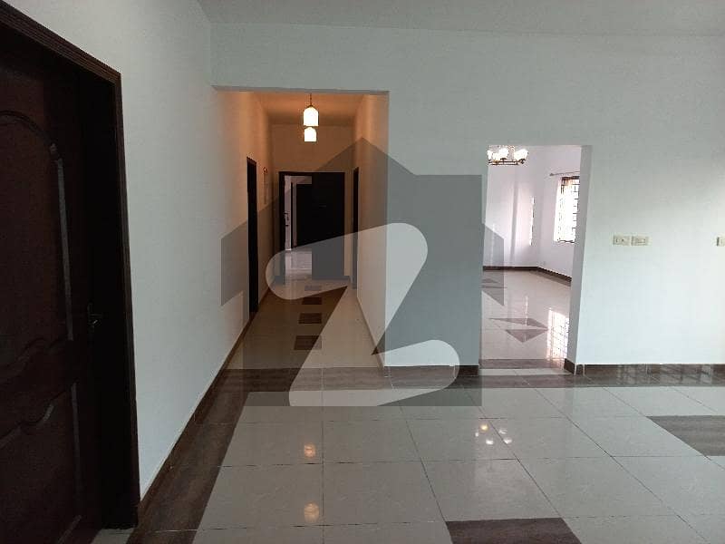 4th Floor Available For Rent in Askari 11 Lahore