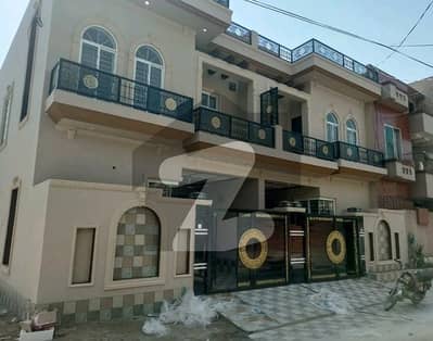 ملٹری اکاؤنٹس ہاؤسنگ سوسائٹی لاہور میں 3 کمروں کا 4 مرلہ مکان 1.95 کروڑ میں برائے فروخت۔