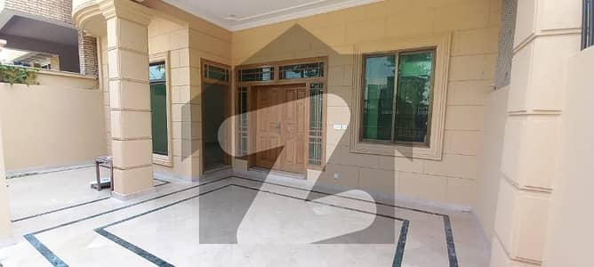 Corner House For Sell In Sector F-6 Islamabad Extreme Top Location Demolish Able