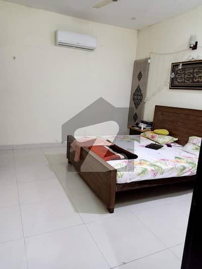 بحریہ ٹاؤن سیکٹر سی بحریہ ٹاؤن,لاہور میں 5 کمروں کا 10 مرلہ مکان 3.2 کروڑ میں برائے فروخت۔
