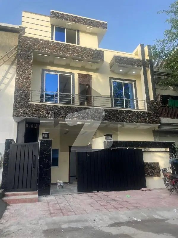 G-11 Brand New 4 Marla Double Story House For Sale