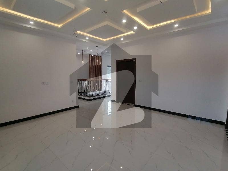 Prime Location Ideal House For sale In Bosan Road