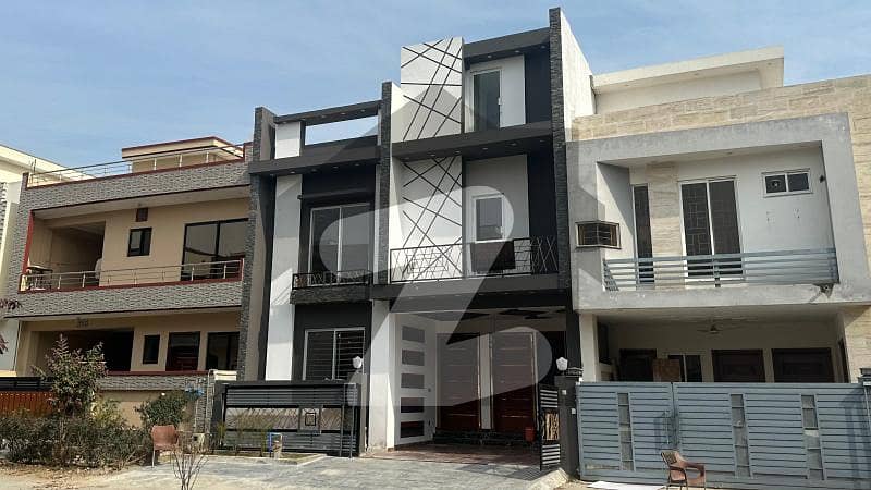 7 Marla Designer House For Sale