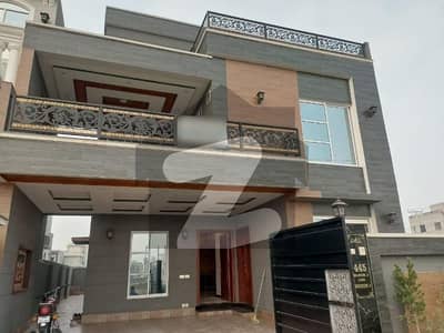 10 Marla House Is Available In Affordable Price In LDA Avenue