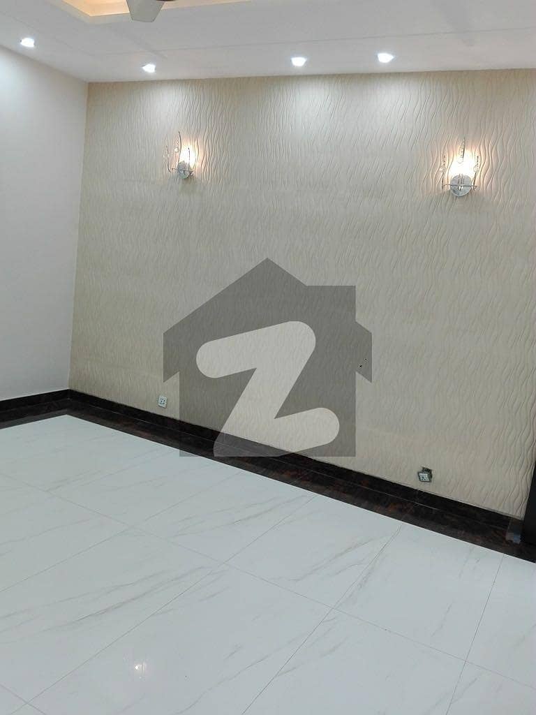 ڈی ایچ اے فیز 6 ڈیفنس (ڈی ایچ اے),لاہور میں 3 کمروں کا 1 کنال بالائی پورشن 1.5 لاکھ میں کرایہ پر دستیاب ہے۔