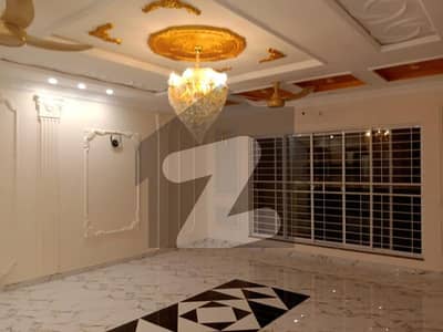 1 Kanal House Available For Sale In Nishtar Block Sector E Bahria Town Lahore