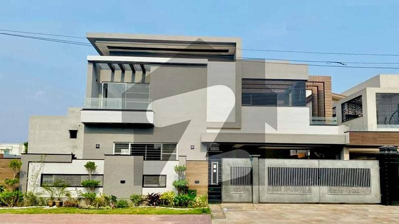 1 Kanal Luxurious Designer Brand New House For Sale in Bahria Town Lahore