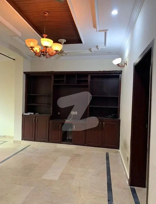 10 marla independent house for rent in pwd