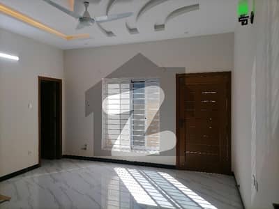 House In Bahria Town Phase 5 For rent
