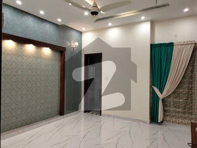 Avail Yourself A Great 480 Square Feet Flat In Bahria Town - Sector F