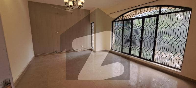 Corner House Main Chaklala Scheme 3 Near Ammar Chowk Best Location Corner House Main Chaklala Scheme 3 Near Ammar Chowk Best Location