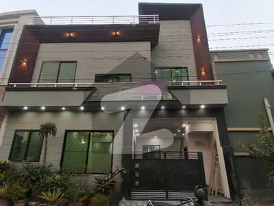 Get An Attractive Prime Location House In Lahore Under Rs. 20500000
