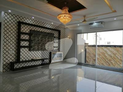 Spacious House Is Available For Rent In Ideal Location Of DHA Phase 3