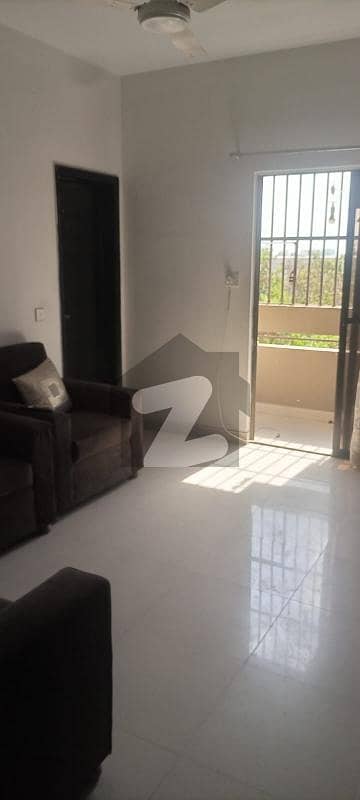 3 Bed Rooms Drawing Lounge Flat For Sale 3rd Floor Tiles Flooring 1200 Square Feet Block K North Nazimabad