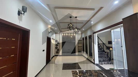30x60 Designer House for sale in G-15 Islamabad