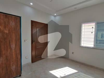 10 Marla Upper Portion In Lahore Is Available For rent