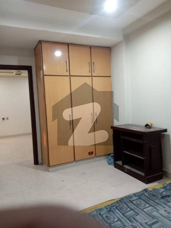 4 marla flat for rent in paragon city lahore Paragon City, Lahore