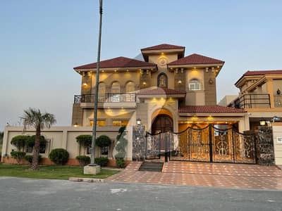 1 Kanal CLASSIC Designed Luxury Bungalow for Sale At Prime Location In DHA Phase 7