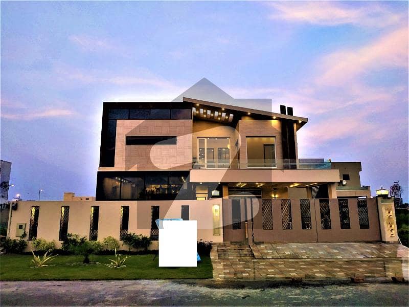 1 kanal Luxurious Bungalow for rent in dha Phase 6
