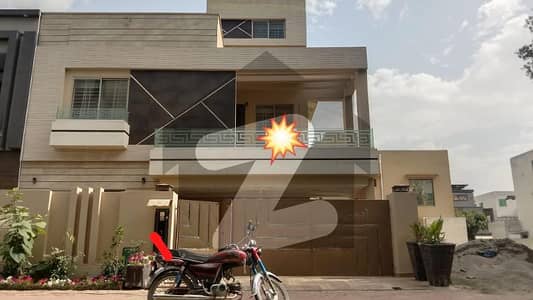 10 Marla Upper Portion For Rent in Bahria Town Lahore