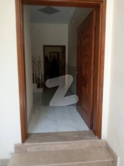 تاج باغ فیز 1 تاج باغ سکیم,لاہور میں 7 کمروں کا 10 مرلہ مکان 90.0 ہزار میں کرایہ پر دستیاب ہے۔