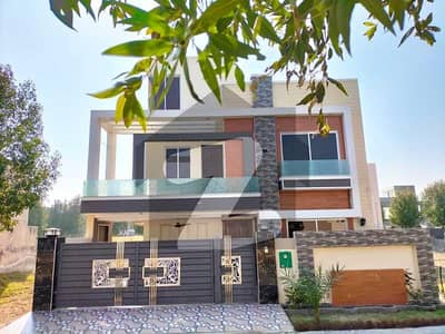 10 Marla Brand New House For Sale In Bahria Orchard Central District Phase 1 Lahore
