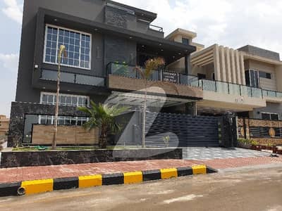 12 Marla Designer House For Sale In Bahria Town