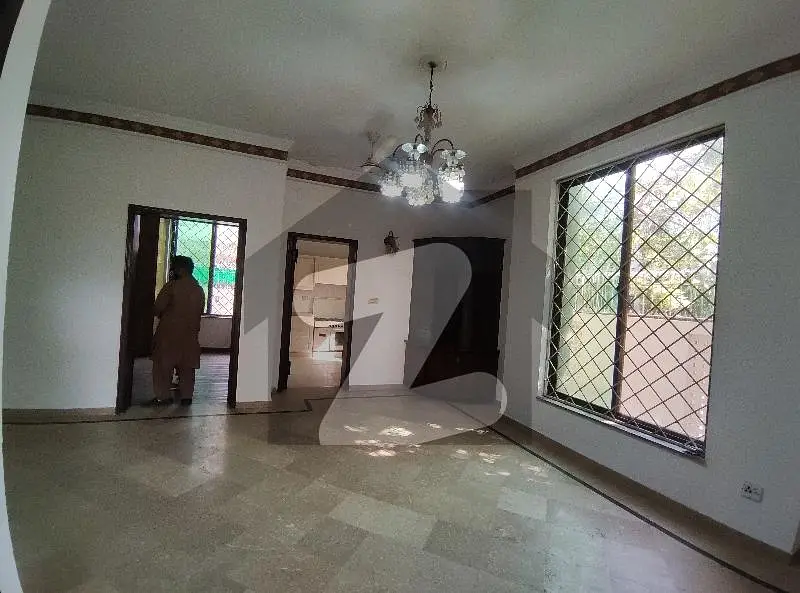 7-MARLA FULL HOUSE FOR RENT IN PHASE-2, DHA LAHORE