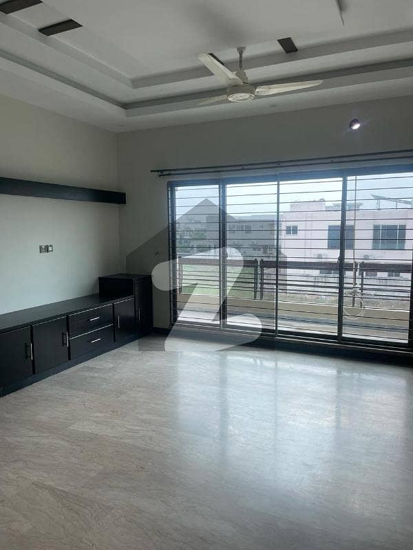 1 Kanal Out Standing Condition Very Hot Location Of DHA Phase 6 Available For Rent