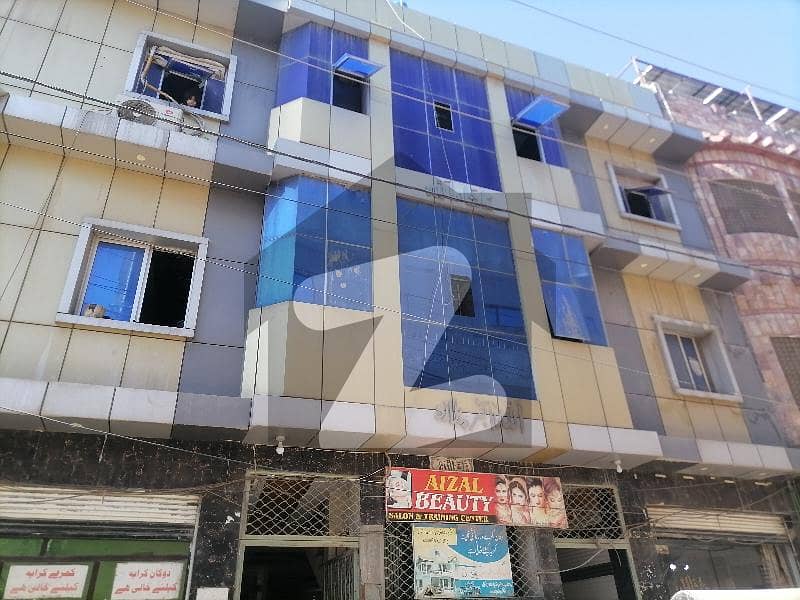 Prime Location In Sunehri Masjid Road 100 Square Feet Room For Rent