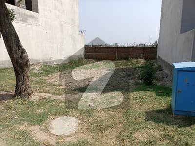 بحریہ نشیمن ۔ سن فلاور بحریہ نشیمن,لاہور میں 6 مرلہ رہائشی پلاٹ 59.0 لاکھ میں برائے فروخت۔