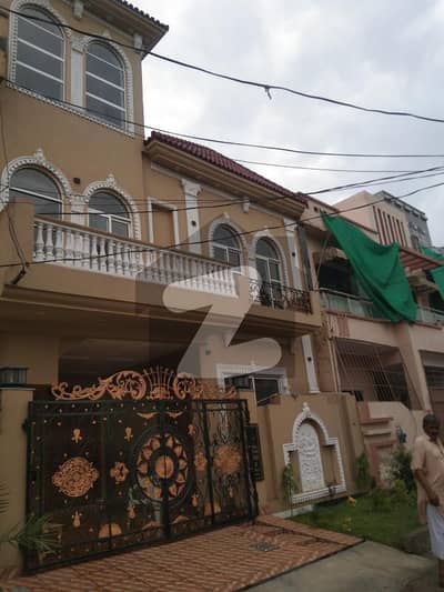 10 MARLA DOUBLE STOREY HOUSE AVAILABLE FOR SALE