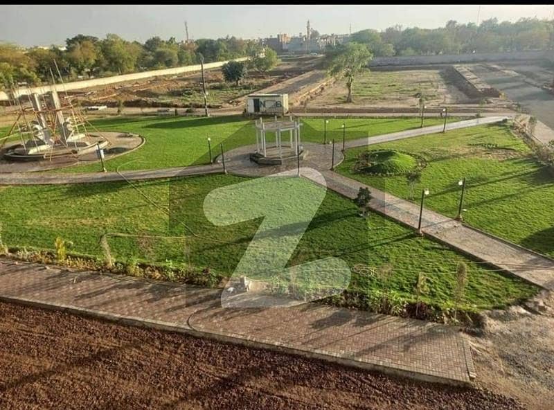 کینال پارک فیصل آباد میں 1 کنال رہائشی پلاٹ 3.7 کروڑ میں برائے فروخت۔ کینال پارک فیصل آباد میں 1 کنال رہائشی پلاٹ 3.7 کروڑ میں برائے فروخت۔