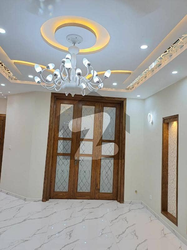 Beautifully Design 30 Marla House in Bahria Town Phase 8 Prime Location Near Malik Riaz Masjid Near Statue Liberty Near Bussines District 2 Gas Meter Installed Just like a Brand New House