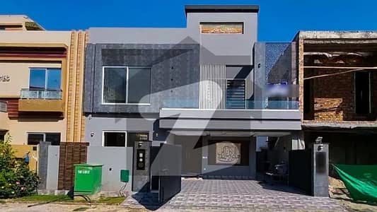 10 Marla VIP brand new house for sale in talha block bahria town Lahore