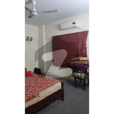 کلفٹن ۔ بلاک 1 کلفٹن,کراچی میں 2 کمروں کا 3 مرلہ فلیٹ 75.0 لاکھ میں برائے فروخت۔