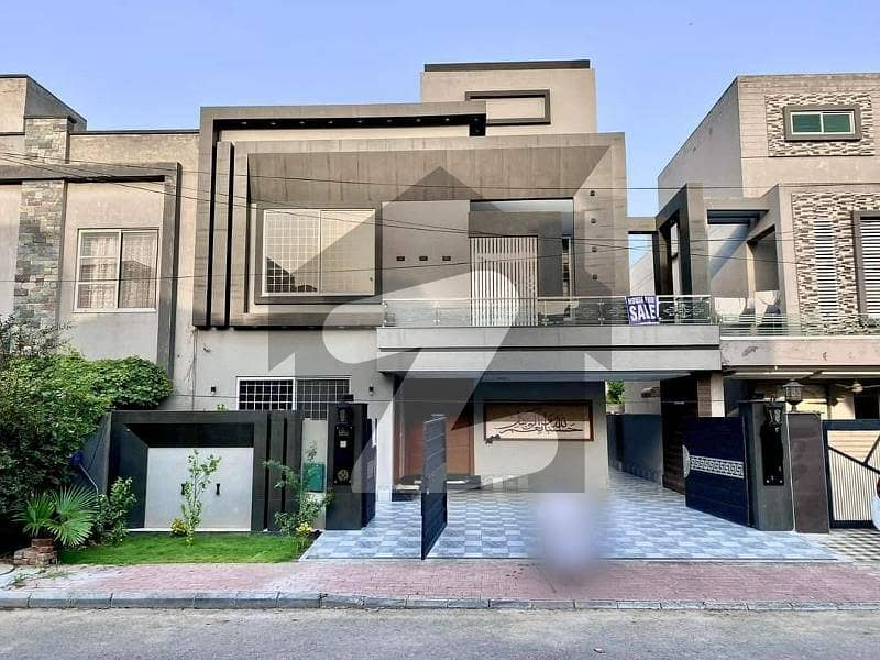 10 Marla House Available For Rent In Jasmine Block Bahria Town