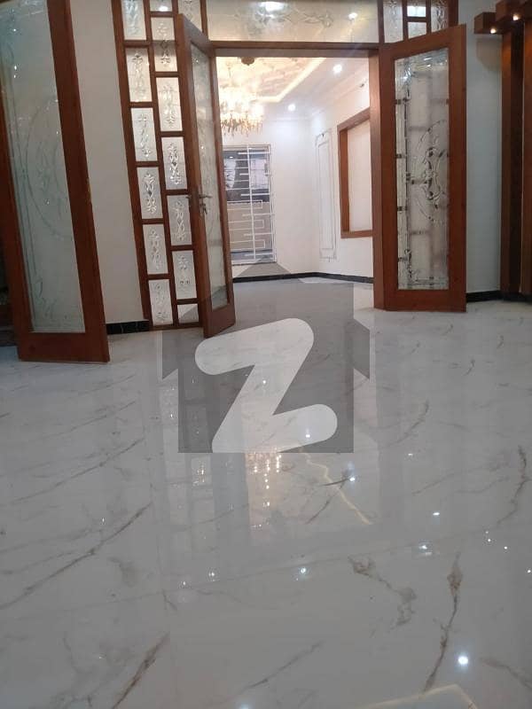 10 Marla Spanish House For SALE In Faisal Town Hot Location
