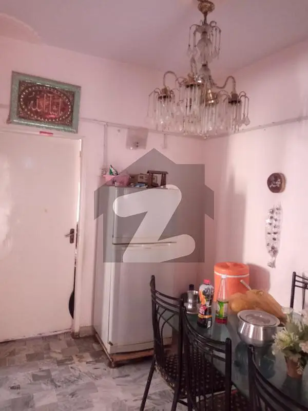 Flat In Gulistan-E-Jauhar - Block 13 For Sale At Good Location