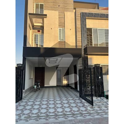 7 MARLA BRAND NEW HOUSE FOR RENT IN 
DREAM GARDENS
 PHASE 2