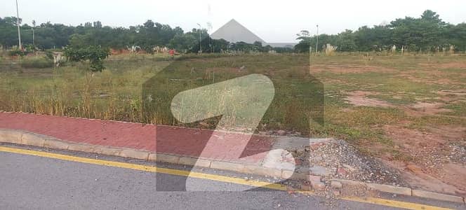 Sector M 10 Marla Street 28 Sun Facing Solid Land Possession Plot For Sale