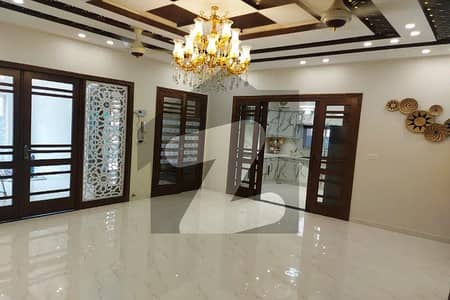 10 Marla Like Brand New Lower Portion Chambaili Block Bahria Town Lahore For Rent