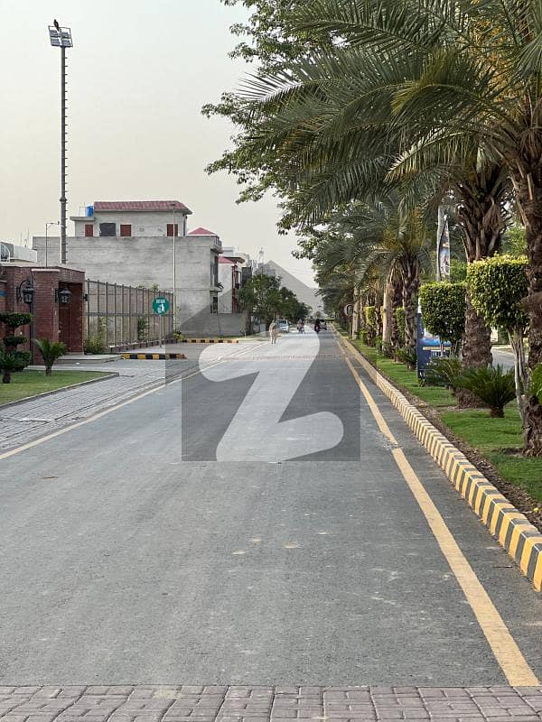 Prime Location 5 Marla Plot Available For Sale In Park View City Lahore